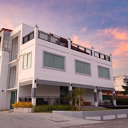 Munruk Hostel Prachuap Khiri Khan Exteriör bild