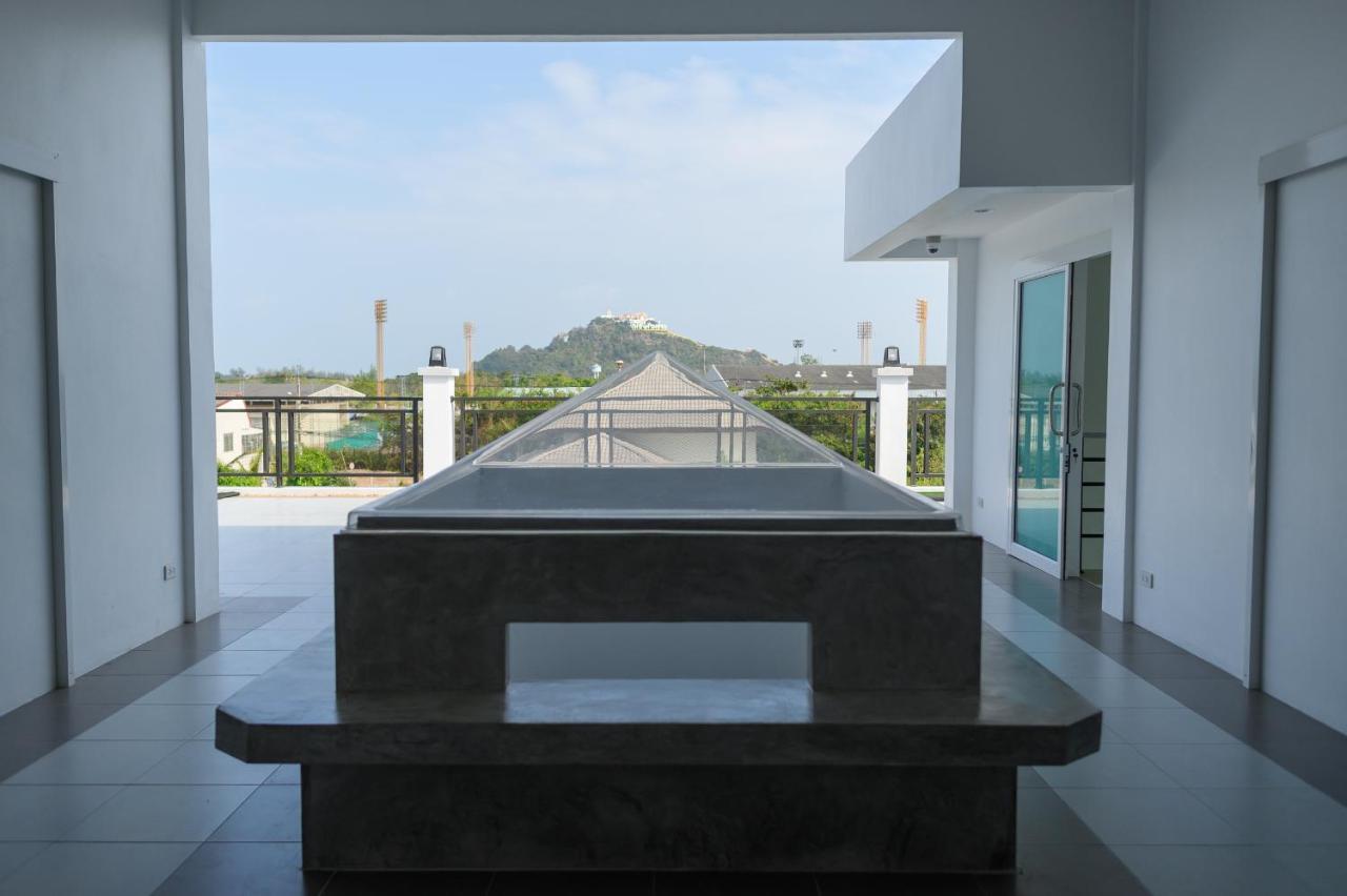Munruk Hostel Prachuap Khiri Khan Exteriör bild